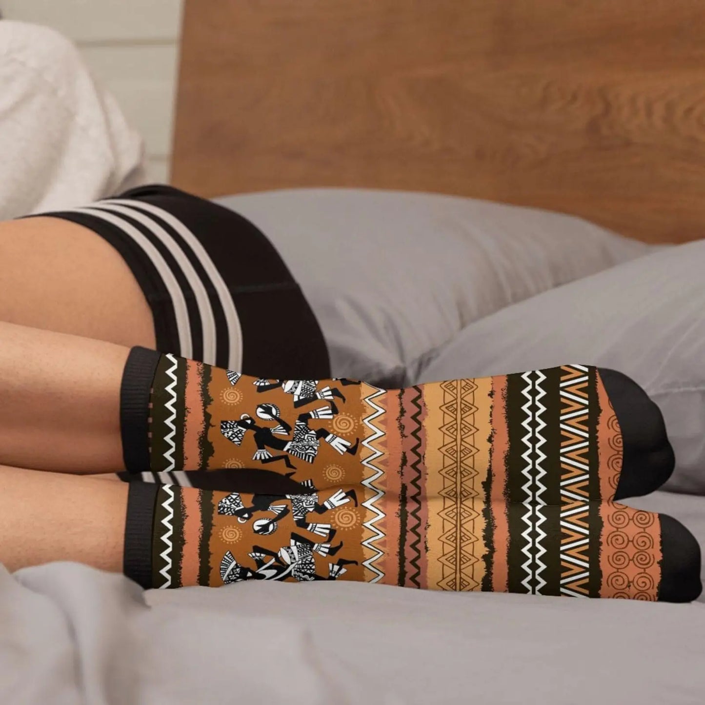 Ethnic Decoration African Indigenous People Dancing Casual Funny Funky Novelty Fashion Socks For Men Women Print